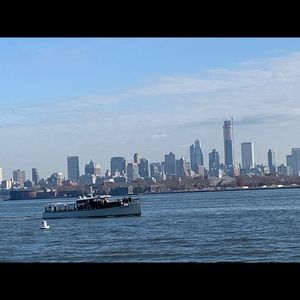 Meet your Posher, Adrian